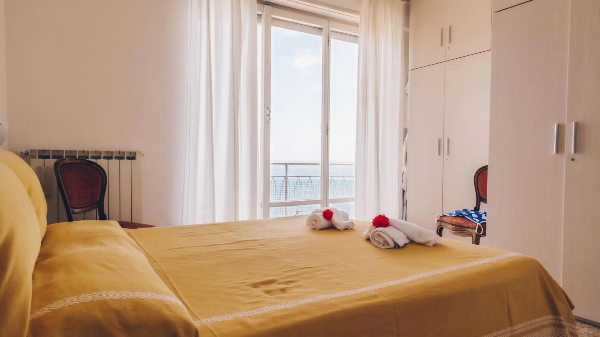 177 - Casa Angela, Vista Mare, 5 Min Dalla Spiaggia Sanremo 0*,  Italy